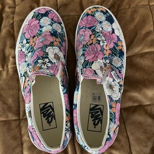 Vans woman’s size 10